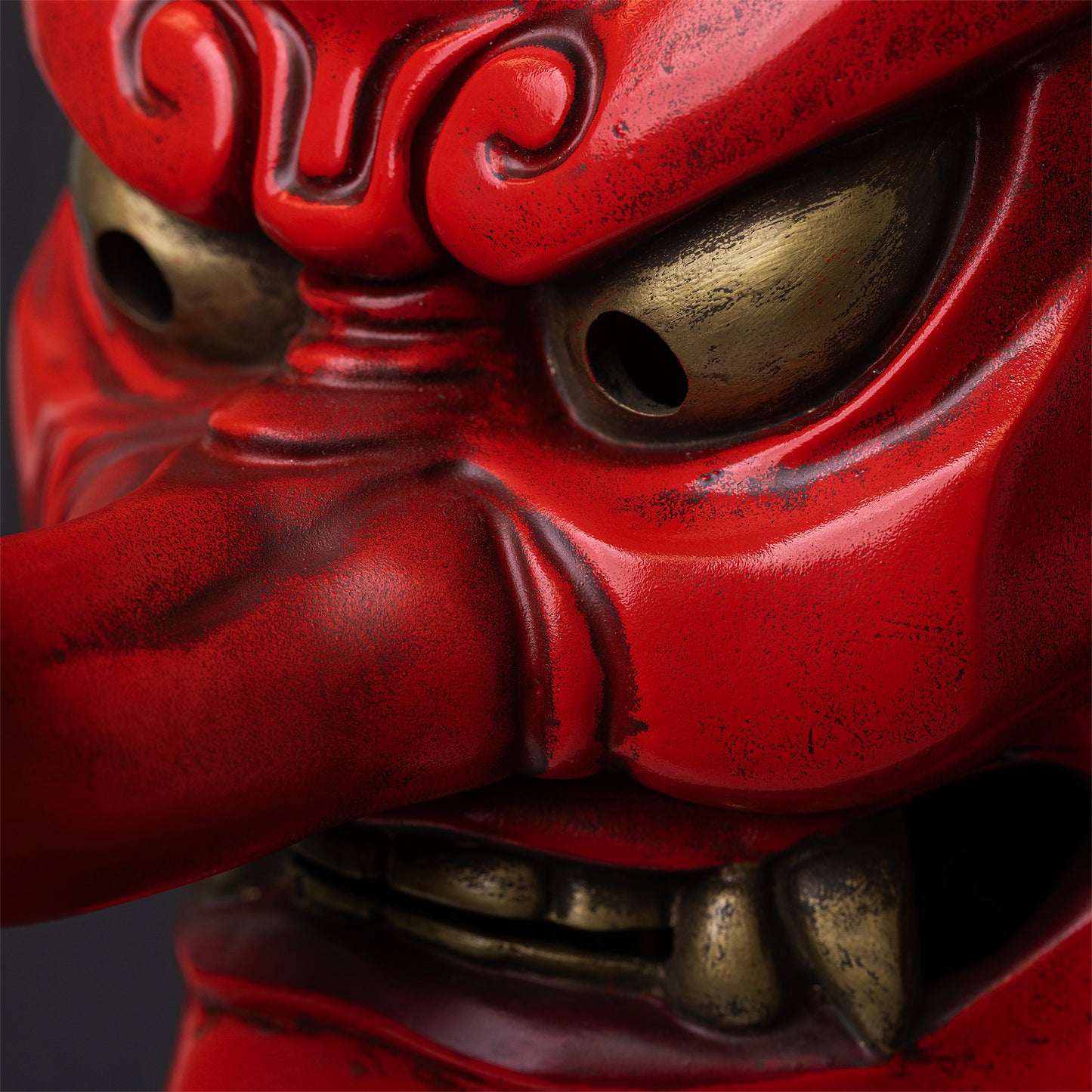 Tengu Mask with glossy finish